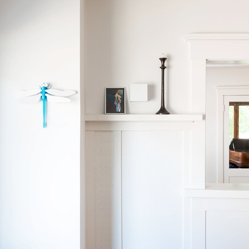 artful dragonfly decor
